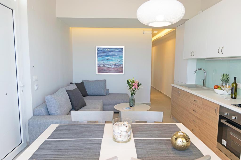 Sonja Beachfront Apartments Kato Daratso Exterior photo