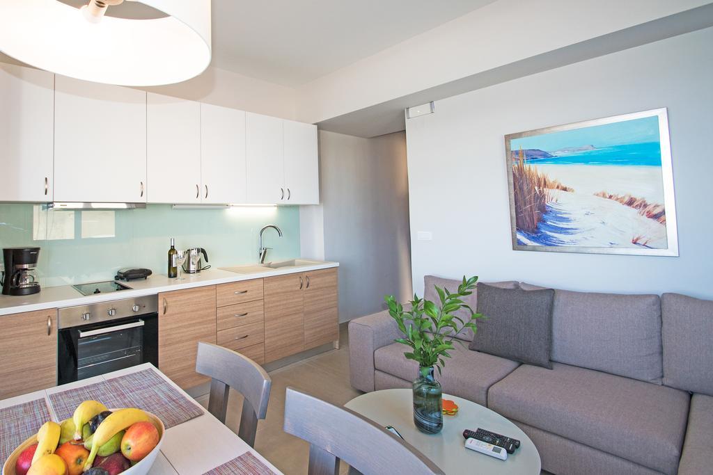 Sonja Beachfront Apartments Kato Daratso Exterior photo
